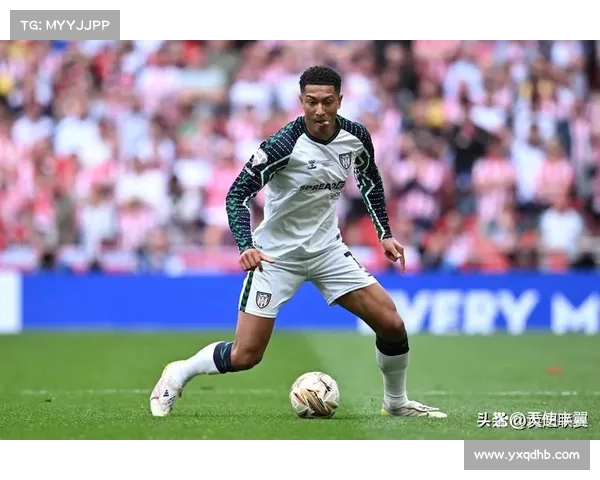 英超球队备战训练全面升级 高强度热身助力新赛季冲击 英超球队备战训练全面升级 高强度热身助力新赛季冲击